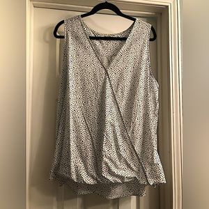 Worn once to my bachelorette party! Pair with jeans or a cute skirt